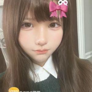 サラ 女性 ヒミツ ヒミツ