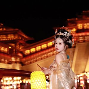 アンナ 女性 埼玉 20代