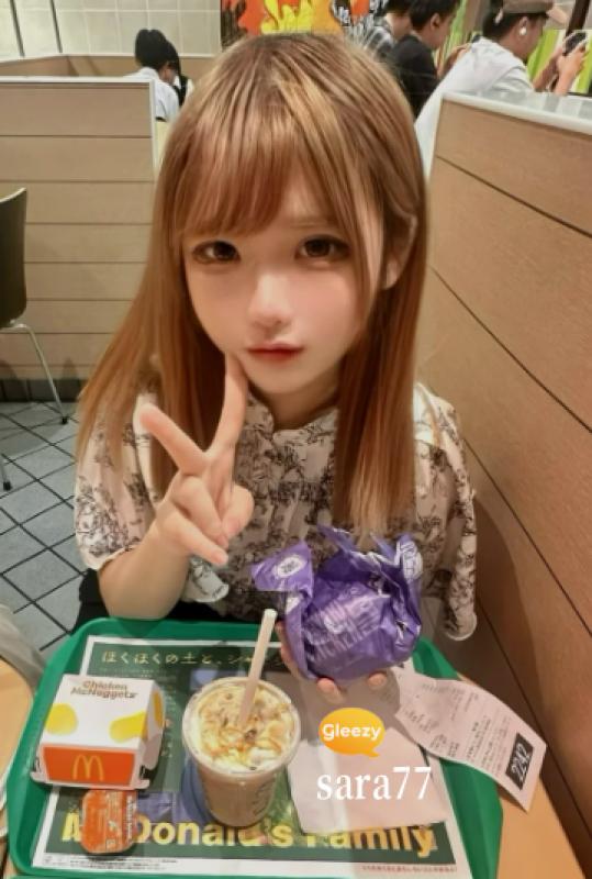 サラ 女性 東京 20代