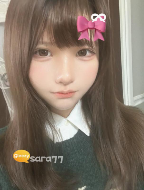 サラ 女性 ヒミツ ヒミツ