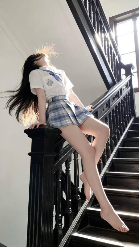 時雨館出張LINE：ubyy6 女性 東京 30代